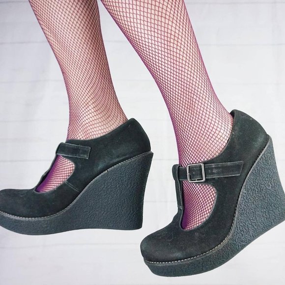 🍓VINTAGE Y2K BLACK SUEDE PLATFORM CHUNKY HEELS WITH BUCKLE🍓 - Picture 4 of 4